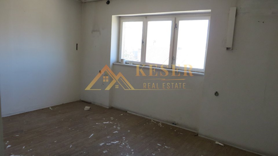 PEĆINE, BUSINESS PRODUCTION AND SALES SPACE, 203 M2 TWO-FLOOR
