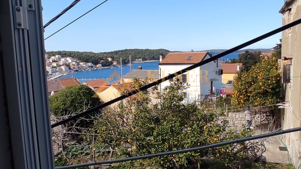 LOŠINJ, HOUSE IN THE OLD CORE