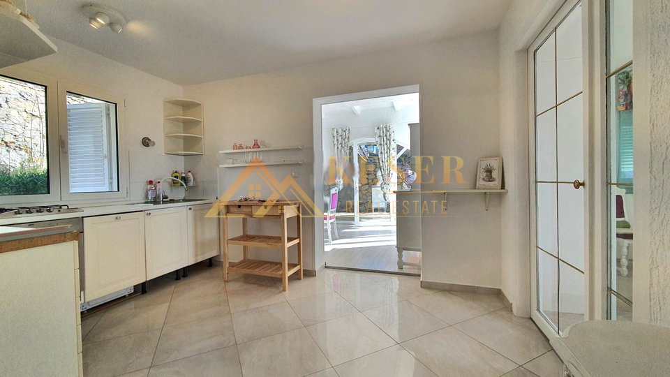 CRES, NO STRESS, JUST 170 METERS FROM THE SEA
