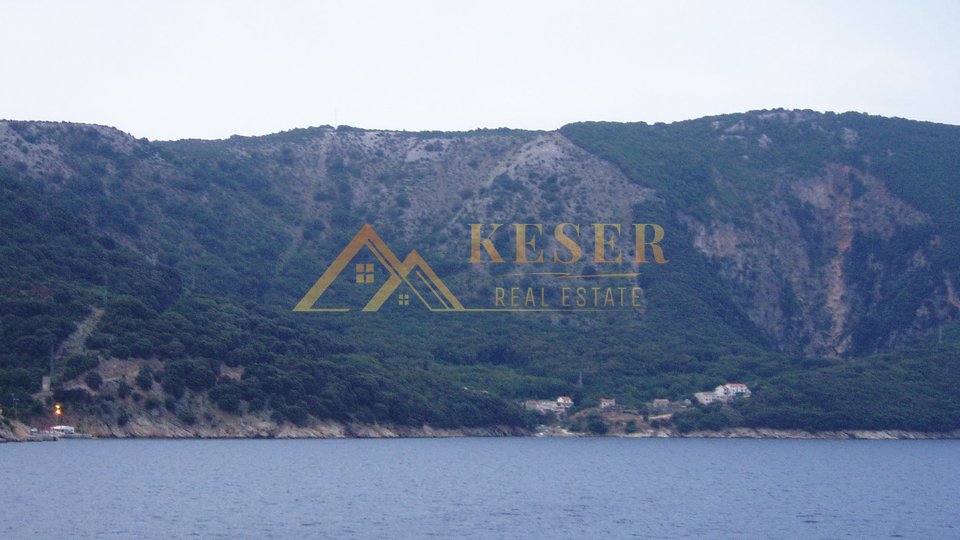 CRES, KRUŠĆICA, IDEAL FOR A CAMPING HOUSE