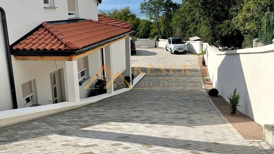 House, 280 m2, For Sale, Kostrena