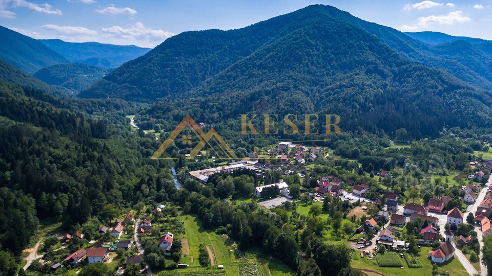 GORSKI KOTAR, HOUSE AND LARGE LAND BY THE KUPA RIVER