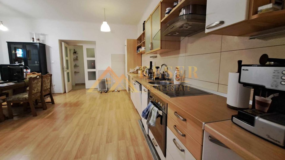 RIJEKA, BELVEDER RENOVATED APARTMENT WITH GARDEN FOR USE!