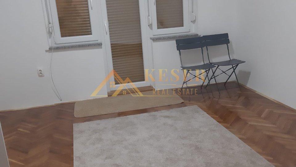 RIJEKA, NICE TWO-ROOM APARTMENT 140 METERS FROM THE SEA