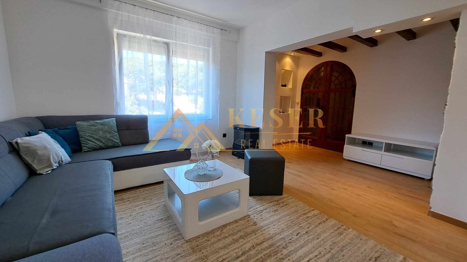 ŠKRLJEVO, 8 MINUTES FROM THE CENTER OF RIJEKA, 65 m2