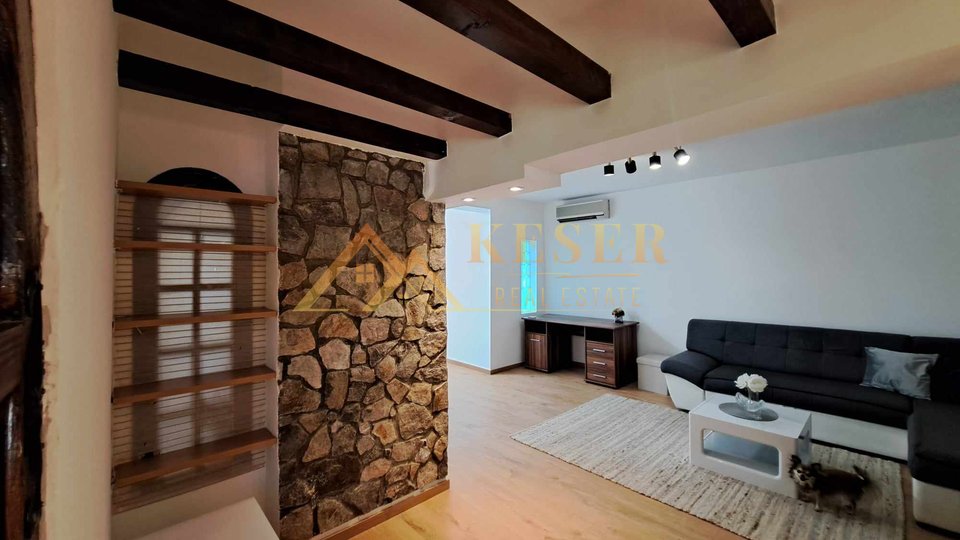 ŠKRLJEVO, 8 MINUTES FROM THE CENTER OF RIJEKA, 65 m2