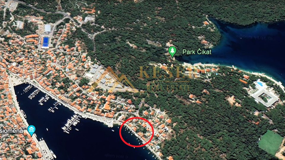 MALI LOŠINJ, FIRST ROW TO THE SEA, HOUSE TO MOVE IN WITH GARDEN