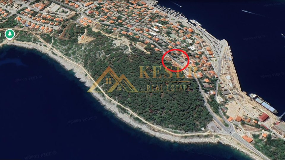 MALI LOŠINJ, LARGE FLOOR WITH GARDEN