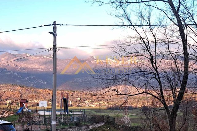 GROBNIK, FLAT LAND FOR A FAMILY HOUSE