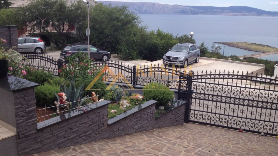 KLENOVICA, DETACHED HOUSE 500 M FROM THE SEA
