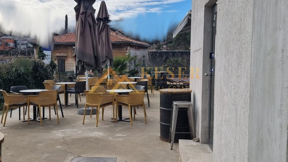 RIJEKA, WESTLICHER TEIL DER STADT, GESCHÄFTSRAUM, CAFFE-BAR, MIT TERRASSE