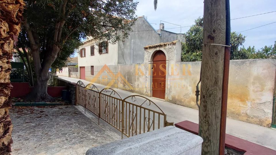 MALI LOŠINJ, HOUSE NEAR THE SEA